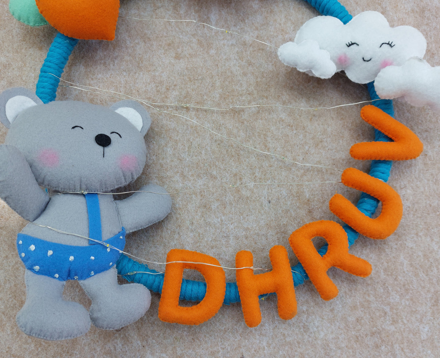 Oon Junior Personalized Felt Teddy Bear Light Name Hoop