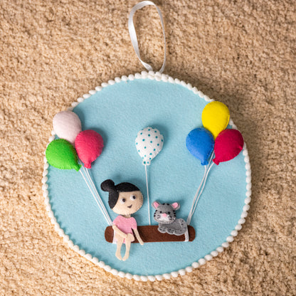 Sibling Swing Felt Hanging – Cute Balloon Theme Décor