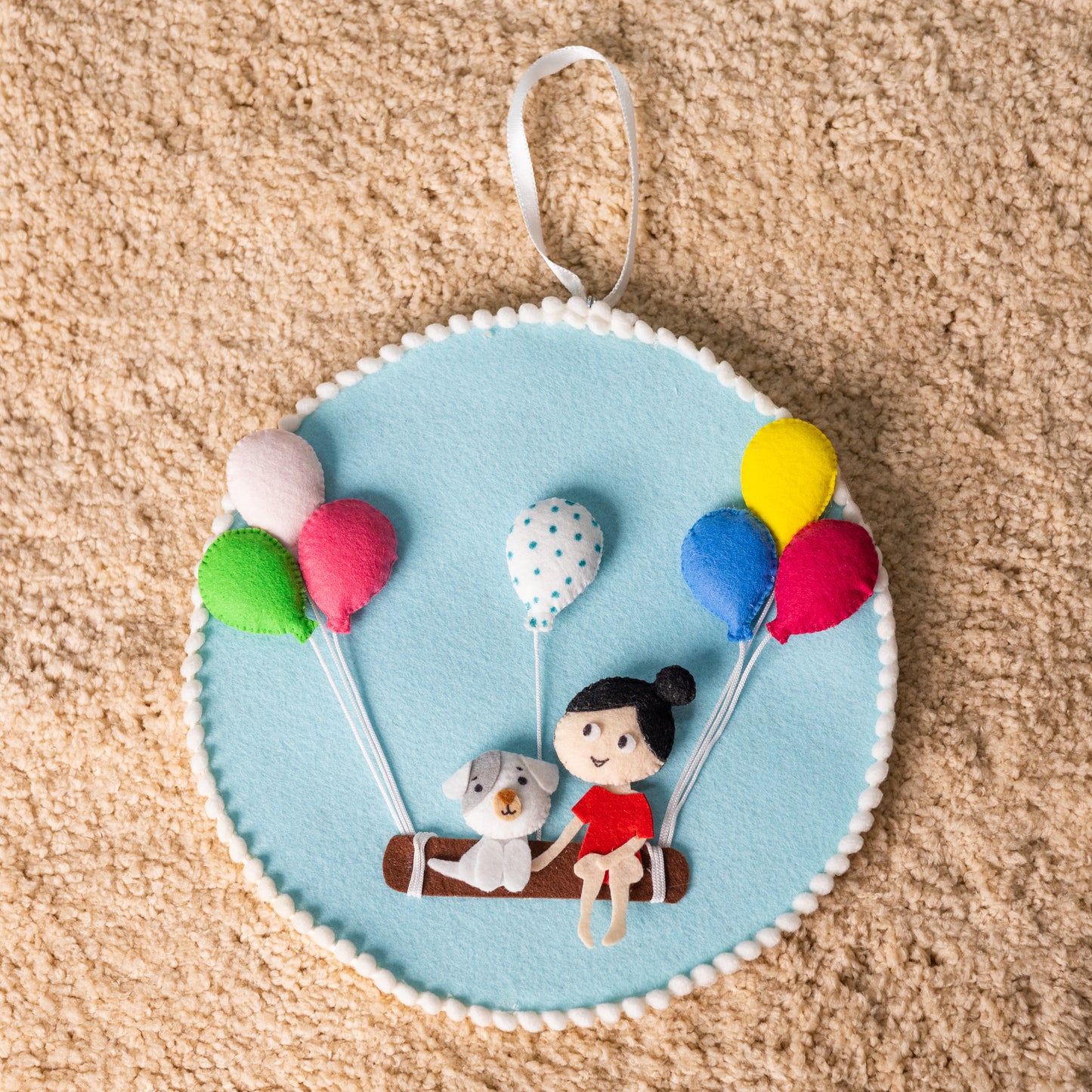 Sibling Swing Felt Hanging – Cute Balloon Theme Décor